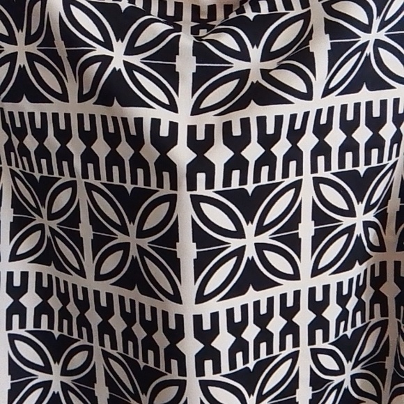 Lands' End Black and Cream Patterned Women Swimsuit Size 20 W - Picture 2 of 9